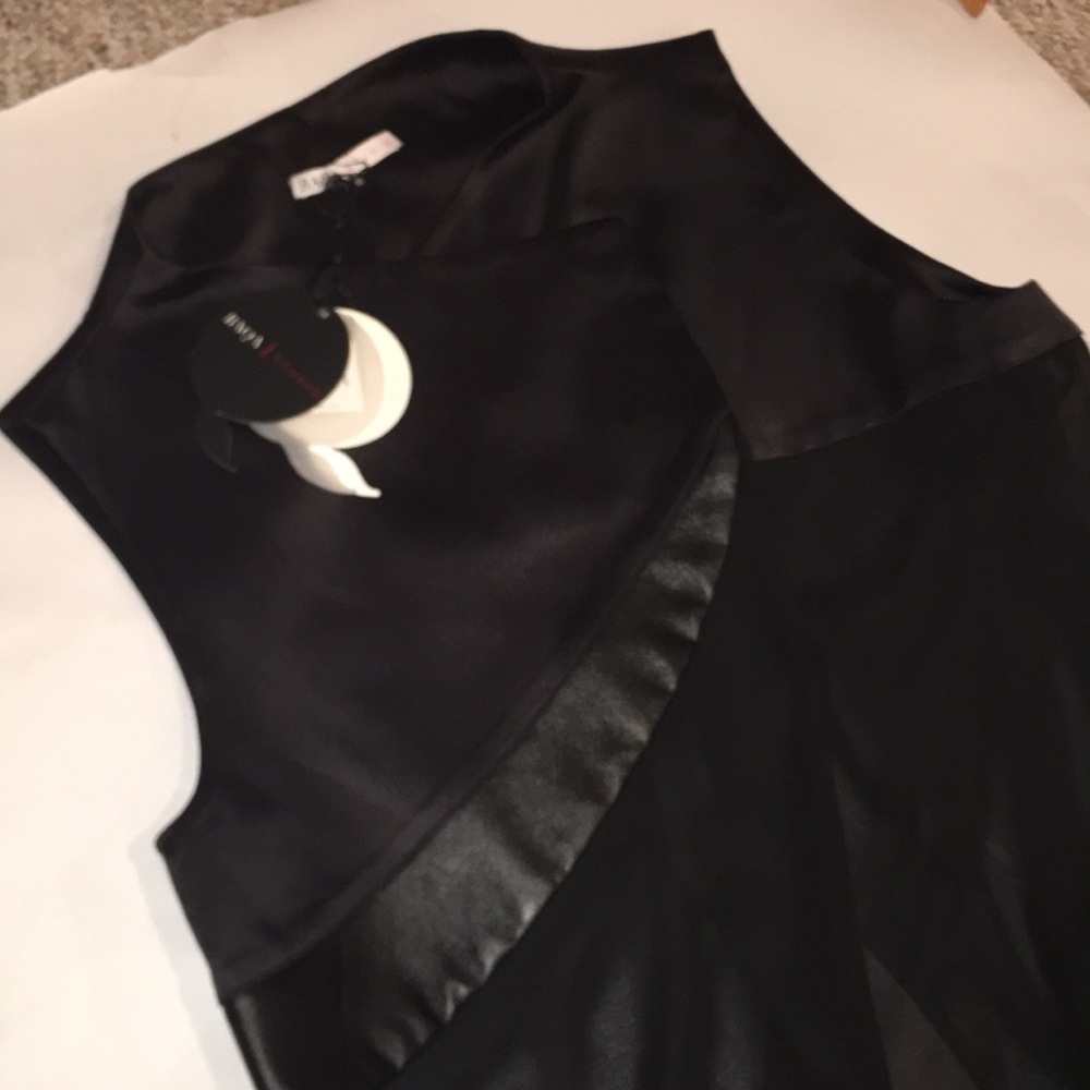 Vest - Picture 5 of 8